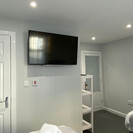 Brownlows Inn Rooms Formerly Riley'S Rooms Liverpool Extérieur photo
