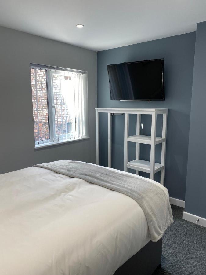 Brownlows Inn Rooms Formerly Riley'S Rooms Liverpool Extérieur photo