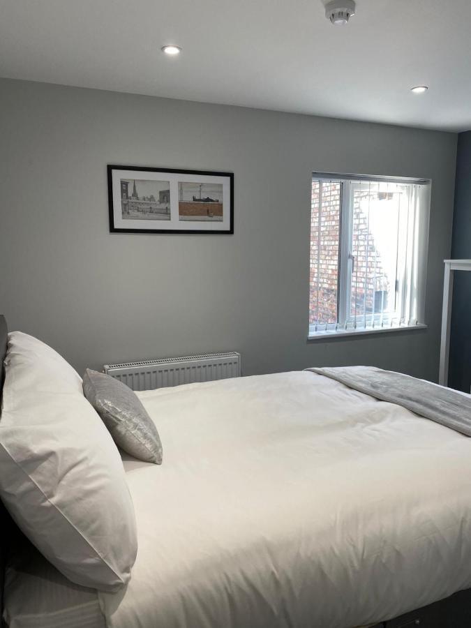 Brownlows Inn Rooms Formerly Riley'S Rooms Liverpool Extérieur photo
