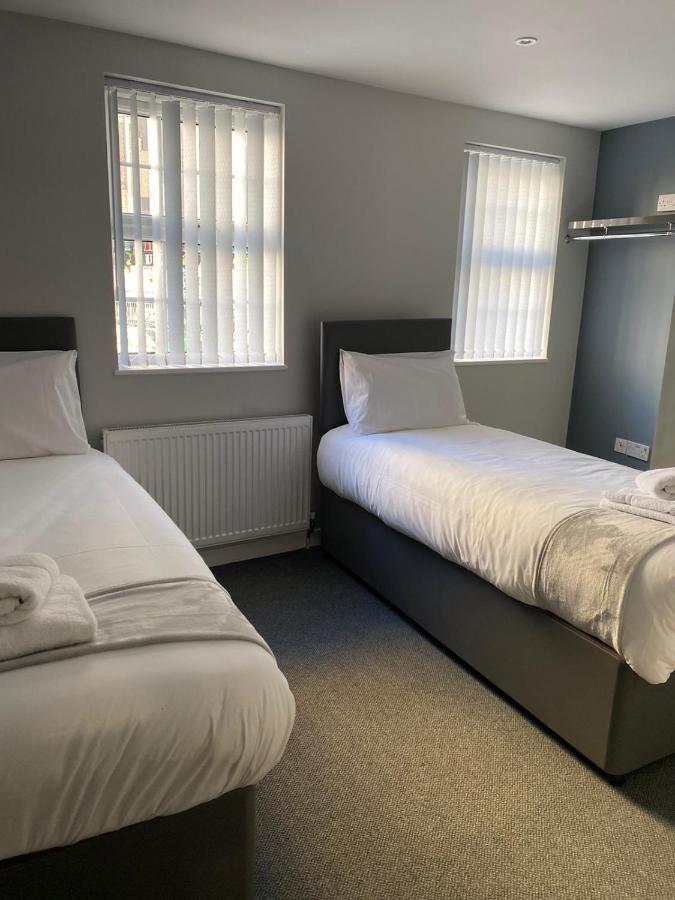Brownlows Inn Rooms Formerly Riley'S Rooms Liverpool Extérieur photo