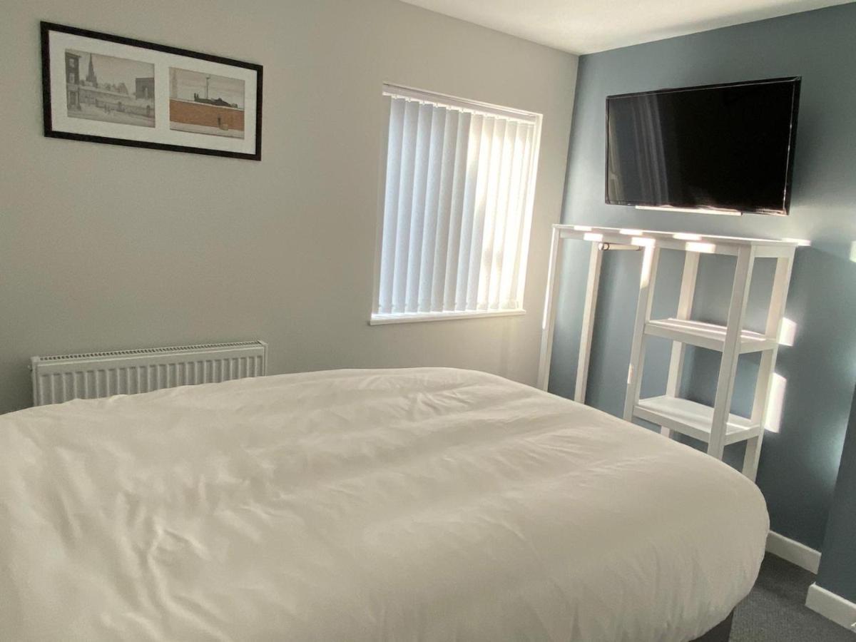 Brownlows Inn Rooms Formerly Riley'S Rooms Liverpool Extérieur photo